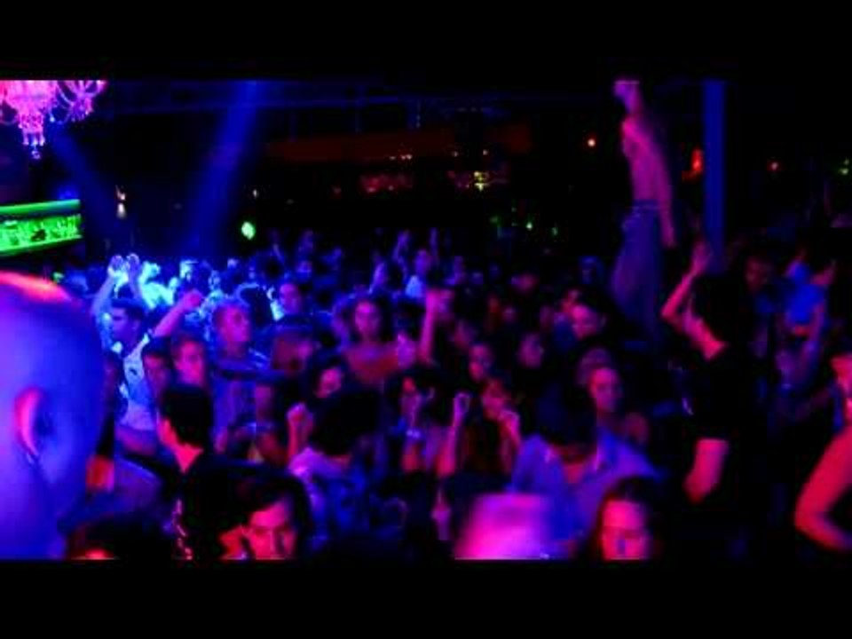 TO.P.T en vivo - 09 - LA PREGUNTA - NENA FACEBOOK - COMO ME GUSTA LA NOCHE - BAILAN ROCHAS Y CHETAS