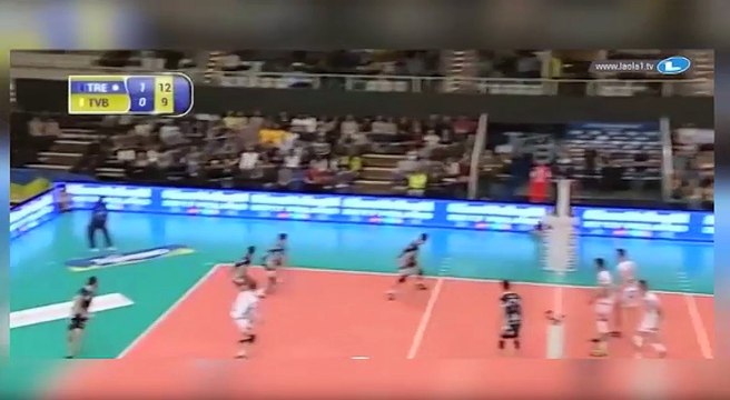 VOLLEY/ Le TVB emporté par la puissance italienne