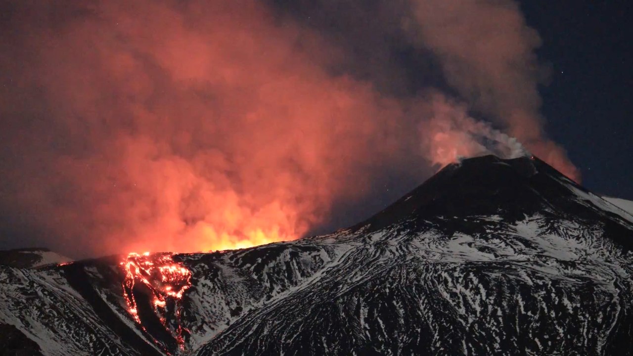 After a brief period of quiet, Mount Etna erupts again