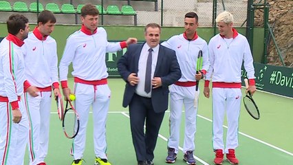 България остана в трета група за Купа "Дейвис"