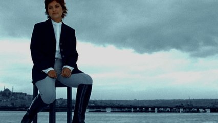 Sukriye Tutkun - Ağ Elime Mor Kınalar Yaktılar