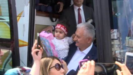 Başbakan Binali Yıldırım, Esnafı Ziyaret Etti