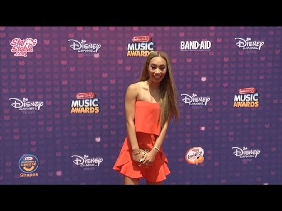 Eva Gutowski 2016 Radio Disney Music Awards Red Carpet