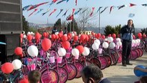 Beşiktaş Belediyesi Sosyal Sorumluluk Projesi Kapsamında 550 Bisiklet Dağıttı
