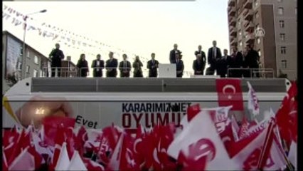 Başbakan Yıldırım: "O Gün Madem Bu Bir Tiyatroydu, Niye Geldin Yenikapı'ya?"