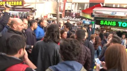 İzinsiz Bildiri Dağıtan Gruba Polis Müdahalesi: 4 Gözaltı