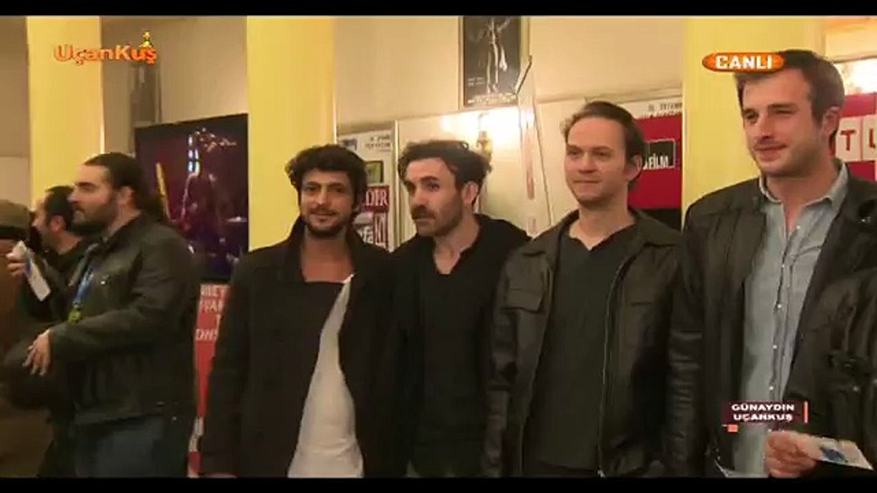 Hazal Kaya röportajı  14 Nisan 2017  UçanKuş TV