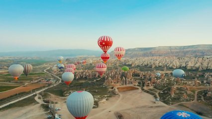 Watch ads from three of Turkey’s political parties on the April 16 referendum