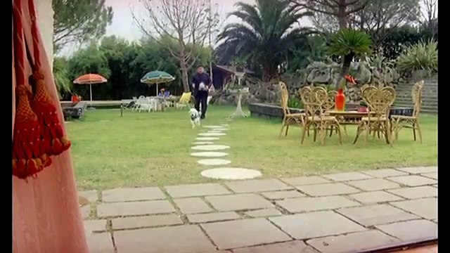 Vieni avanti cretino - Luciana Turina scatenata!