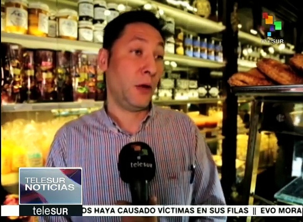 Españoles celebran la Semana Santa entre la fe católica y el turismo