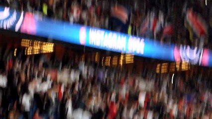 Chants et danses des Ultras Parisiens au début du match (PSG 4-0 Guingamp)