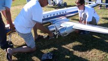 LOCKHEED L-1049G SUPER CONSTELLATION GIANT RC SCALE MODEL AIRLINER LOW PASS AND SHOW FLIGHT-rMBzadJ