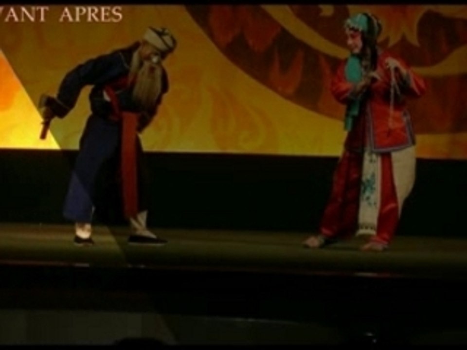 Chine- OPERA MAQUILLAGE