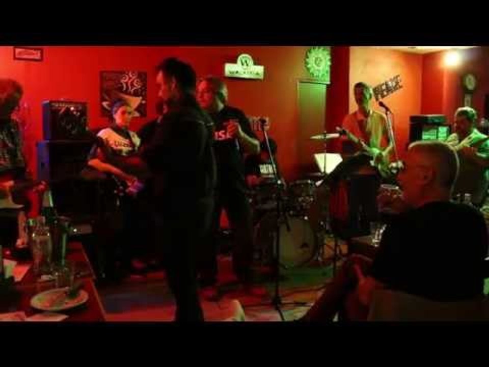 UN POCO DE BLUES CON AMIGOS