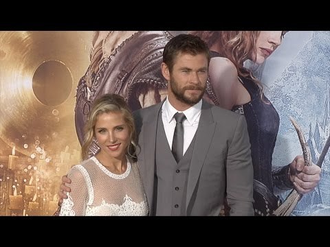 Chris Hemsworth & Elsa Pataky The Huntsman: Winter's War Premiere Black Carpet Fashion Broll