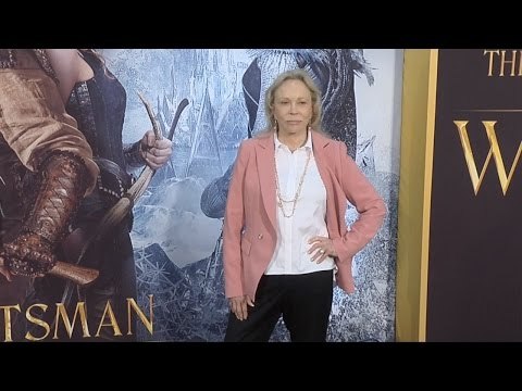 Faye Dunaway The Huntsman Winter's War Premiere Black Carpet Fashion Broll