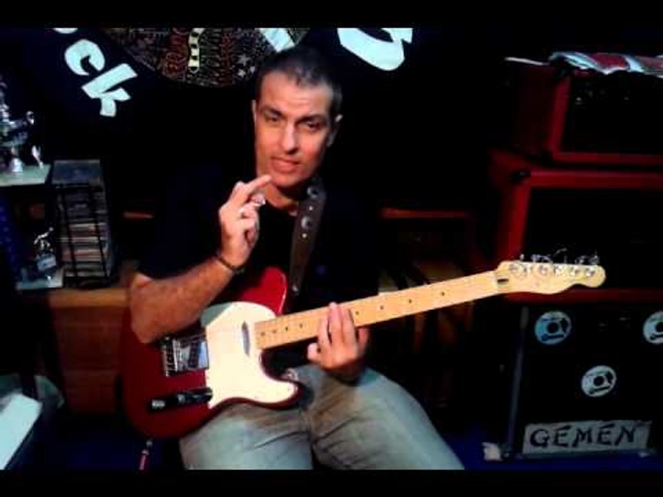licks-blues-rock en re(d)tabs BY GUS QUIN
