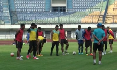 Tanpa “Marquee Player”, Arema Yakin Hadapi Persib