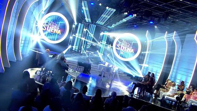 Elvis Tico Imita a John Legend - TU CARA ME SUENA