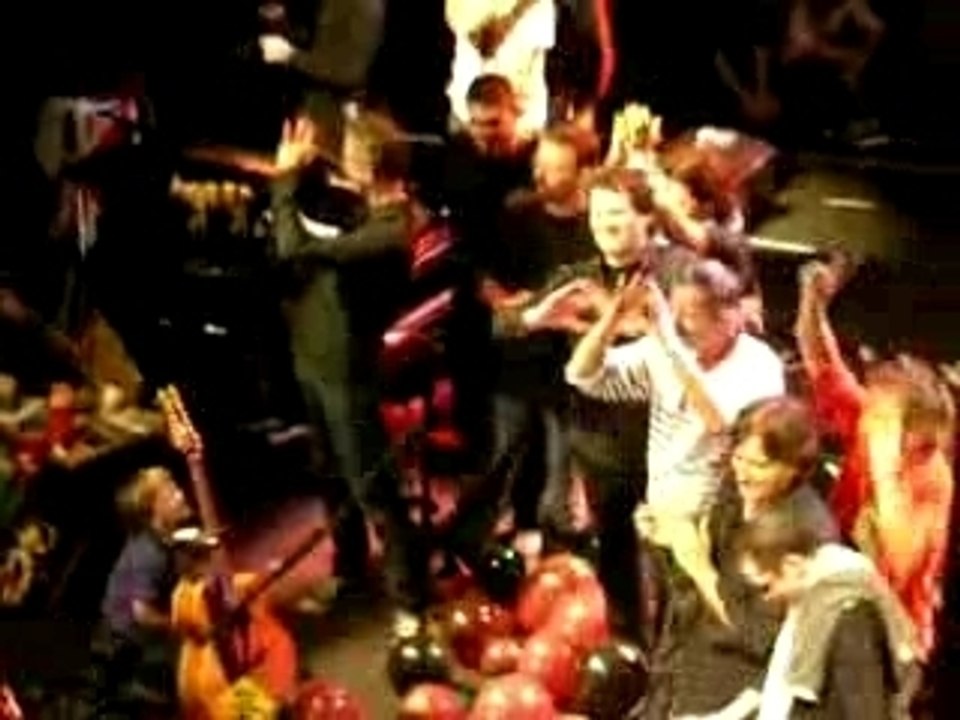 merci Renaud !!!!!!! a la cigale