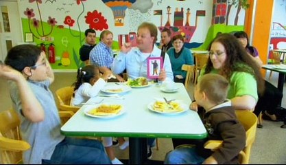 Something Special - Mr Tumble - S3E18 - Cafe