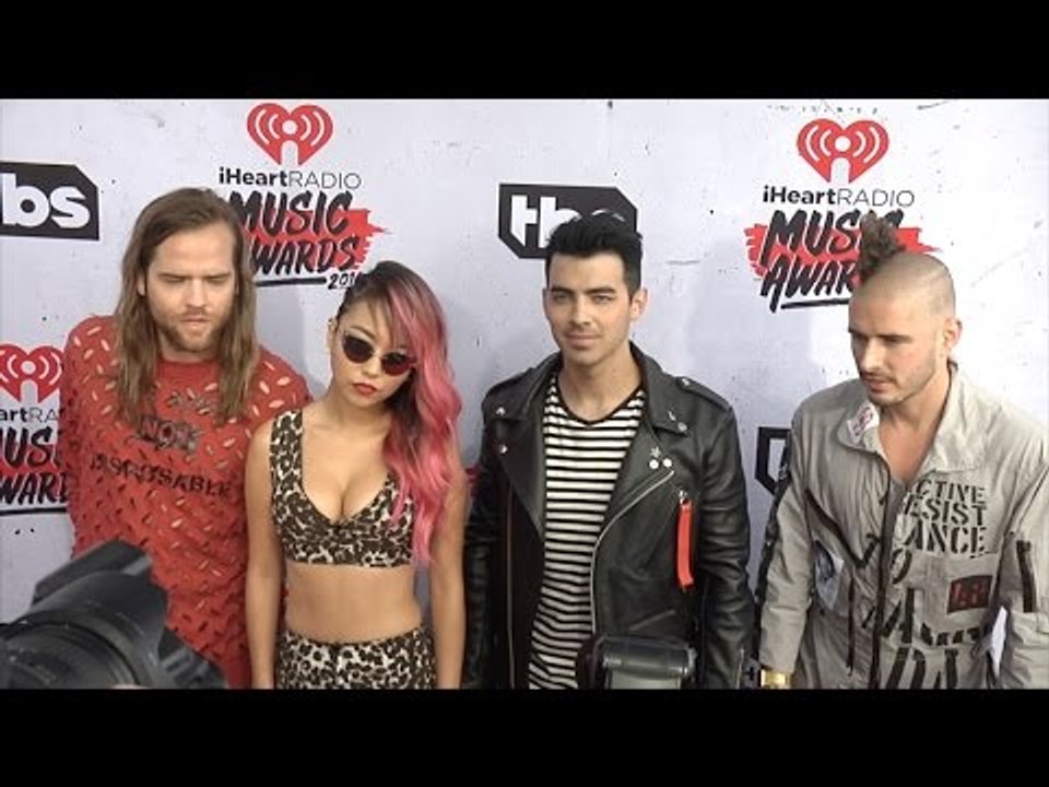 Joe Jonas DNCE 2016 iHeartRadio Music Awards Red Carpet