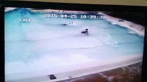 Swimming pool earthquake