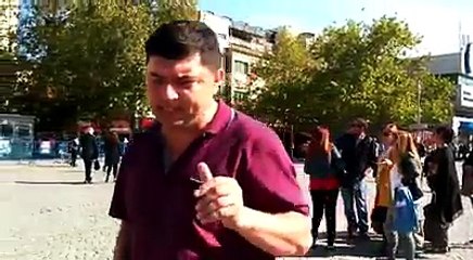 HABİB AKALIN ...İzmir'e ilk giren birliğinin​ başında