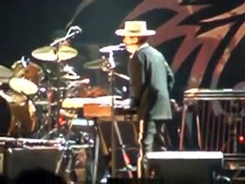 Bob Dylan - Thunder On The Mountain - Live - Finsbury Park, London on 18th June 2011