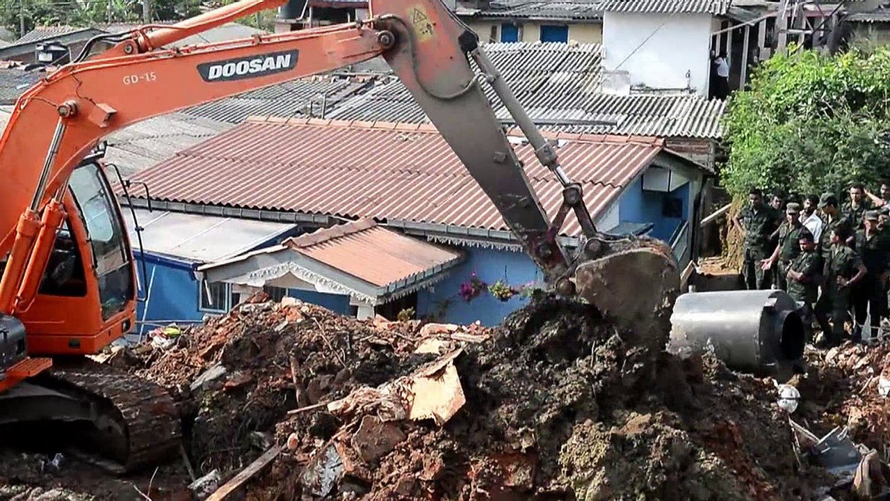 Sri Lanka : une montagne d'ordures s'effondre, dix morts dans un bidonville