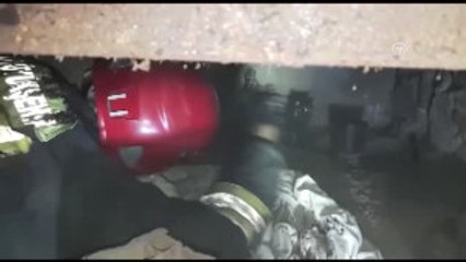 Yakıt Tankına Düşen Kediyi Itfaiye Kurtardı - Denizli