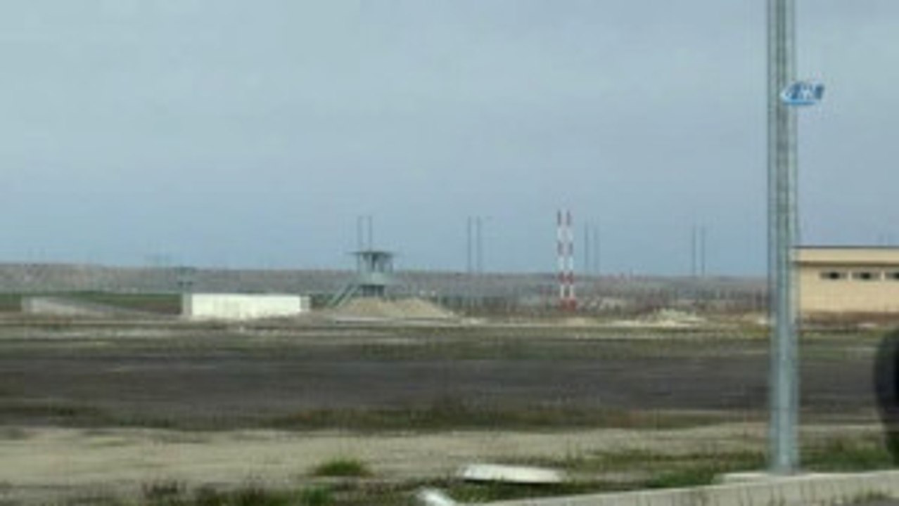 Sis Nedeniyle Trabzon'a İnemeyen İçişleri Bakanı Soylu'nun Uçağı Giresun-Ordu Havalimanı'na İniş...