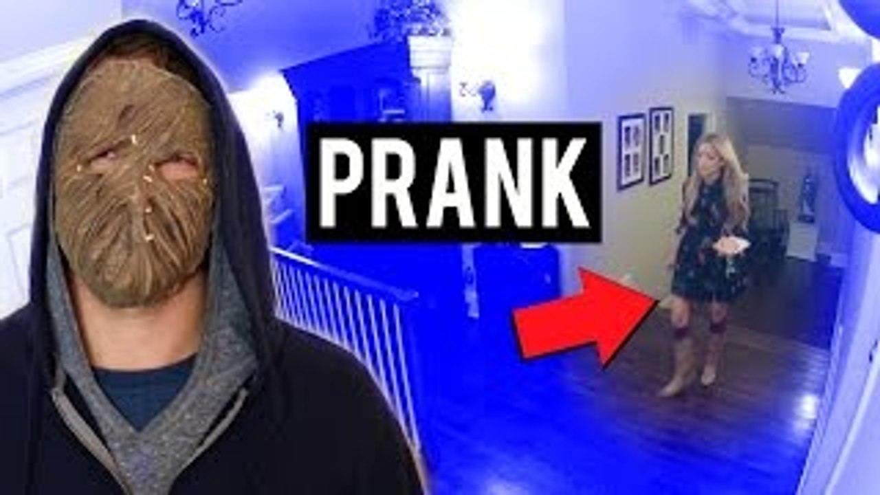 Home Invasion Prank on My Twin Sister (Gone Wrong)