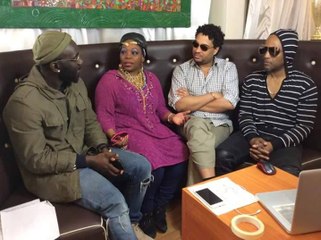 Jann Halexander danse sur 'Obota News' - Buzz