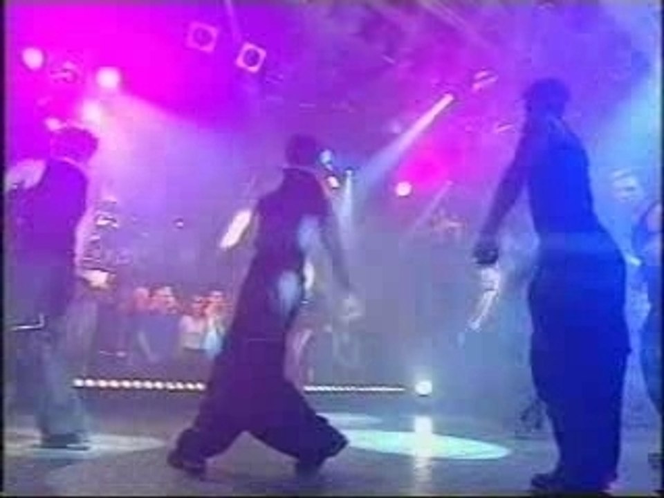 Pepsi Chart 1999 Oops I Did It Again Live
