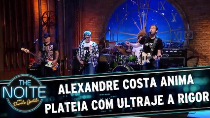 Alexandre Costa anima plateia com Ultraje A Rigor