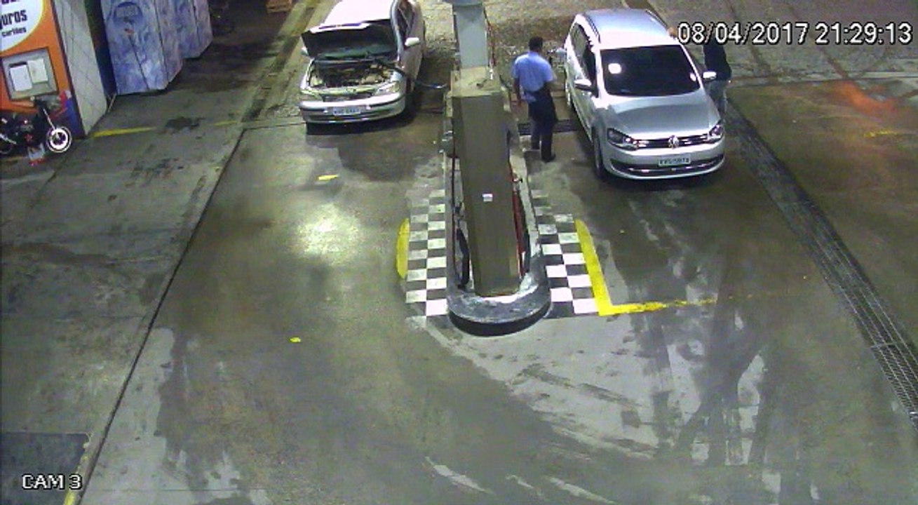 blast at a petrol pump