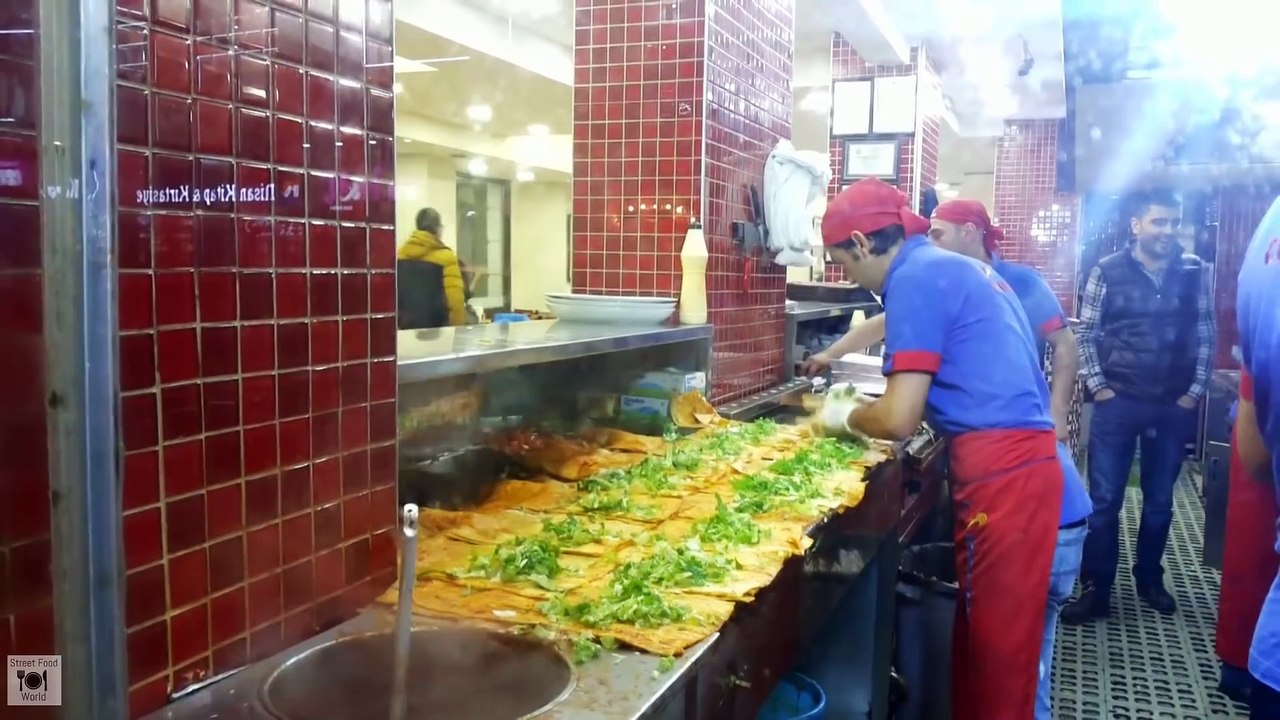 Best Street Food In Istanbul _ Amazing Cooking Skills In Turkey Compilation (1080p_30fps_H264-128kbit_AAC)