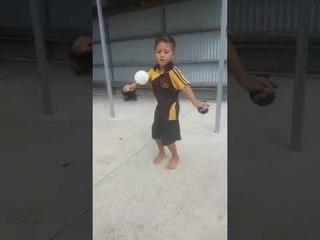 5-Year-Old Maori Boy Shows Off Traditional Performance Art