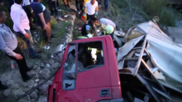 Trafik Kazası: 2 Ağır Yaralı