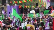 HDP'NİN DİYARBAKIR'DA YAPTIĞI FİNAL MİTİNGİNE MİLYONLAR AKIN ETTİ.