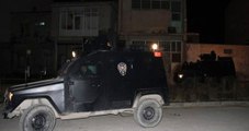 AK Parti Muradiye İlçe Başkanı'na Silahlı Saldırı: 1 Ölü, 1 Yaralı
