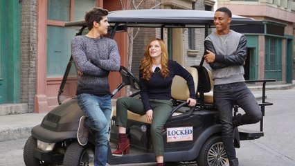 [ S2 E1 ] Woke Season 2 Episode 1 : English Subtitles