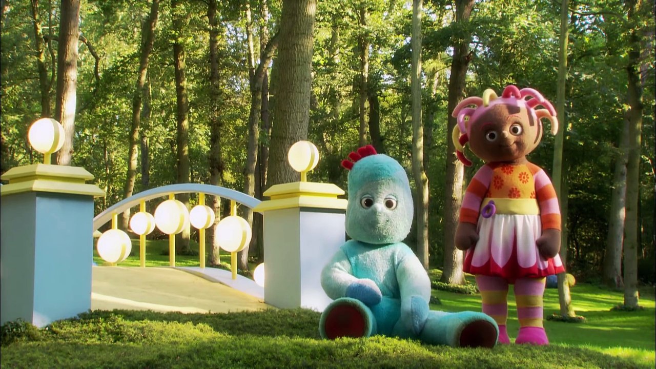 In the Night Garden 206 - Iggle Piggle Looks for Upsy Daisy and Follows her Bed | HD | Full Episode
