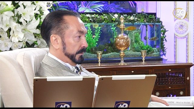 Adnan Oktar darbe tiyatro muydu sorusuna nasıl bir cevap verdi?