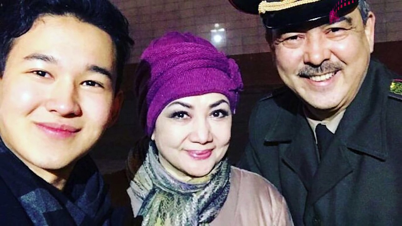 Баян Мақсатқызы мен Турсен Алагузов жеке өмірлерін көпшіліктен жасырмайды.