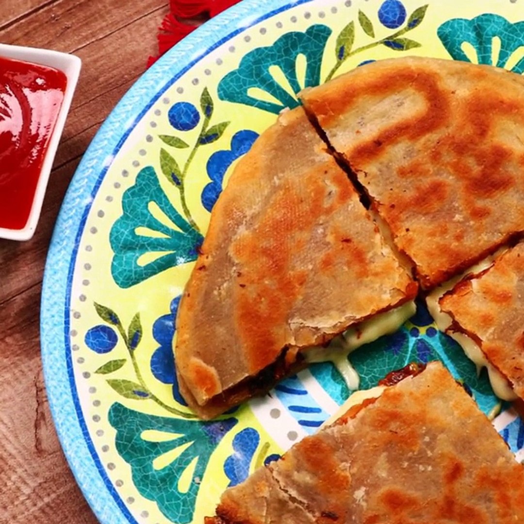 Pizza Paratha Recipe - in Urdu Hindi and English
