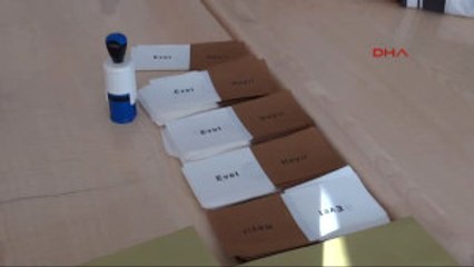 Sivas'ta Vatandaşlar Sandık Başına Gitti