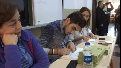 Referandumda Görevli Memurlar "Sandık Yemini" Etti