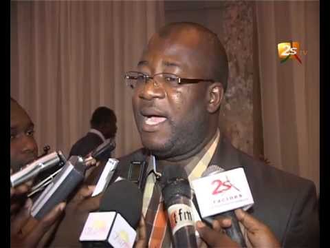 Ministres et membres du forum civil, jugent le dernier rapport de l' IGE